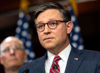 FEMA Accused of Diverting Funds to Immigration Efforts: Speaker Johnson Speaks Out news-07102024-025214