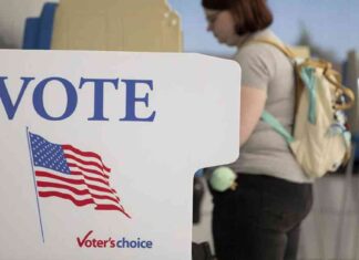 Methamphetamine from Overseas Temporarily Closes US Election Office news-08102024-232158