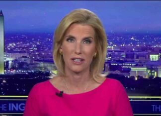 Barack Obama Accused of Racially ‘Insulting’ Appeal to Black Voters news-12102024-103702