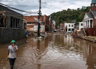 Recovery from Hurricane Helene Impacts In-Person Early Voting in North Carolina news-16102024-220658