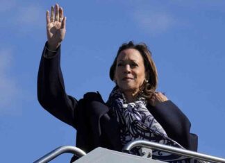Kamala Harris: 88 Days Since Nomination, Still No Formal Press Conference news-17102024-071728