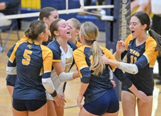 Mars Girls Volleyball Secures Undefeated Season with 5-Set Victory over Freeport news-18102024-203152