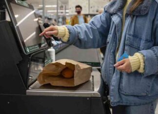 Majority of Americans Feel Worse Off Than Four Years Ago: Poll Results news-19102024-033629