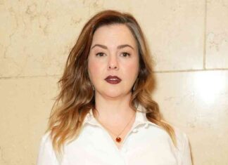 Amber Tamblyn’s Views on Plastic Surgery and Feminism news-21102024-055928
