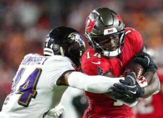 Chris Godwin Suffers Ankle Injury in Bucs’ Loss to Ravens: Details and Updates news-22102024-073156