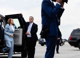 Suspected Drunk Driver Approaches Kamala Harris’ Motorcade in Milwaukee news-23102024-120137