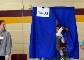 In-Person Early Voting Begins in Delaware: What You Need to Know news-25102024-142259