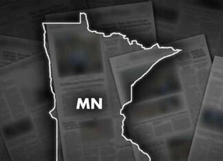 Manhunt for Parolee Accused of Killing Pregnant Wife: Latest Updates news-27102024-045204