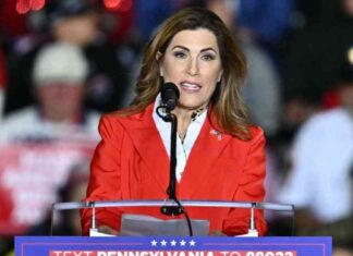 Puerto Rico Shadow Senator Endorses Trump at PA Rally, Amid ‘Kill Tony’ Controversy. news-30102024-085229