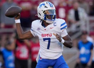 SMU Quarterback Kevin Jennings Cleared to Play Against Pitt; Wide Receiver Jake Bailey Ruled Out news-02112024-193834
