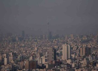 Iranian Revolutionary Guard General Dies in Tragic Helicopter Crash news-05112024-134558