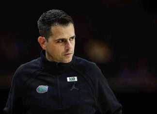 Florida Basketball Coach Accused of Sexual Harassment and Stalking Students: Report news-09112024-002350