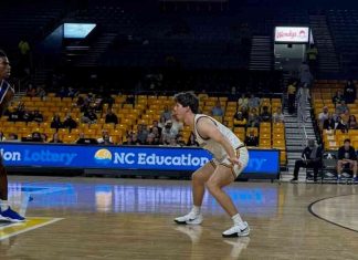 St. Stephens University Christian Basketball Player Shines in Debut D1 Game at Appalachian State news-09112024-050004