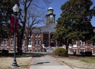 Video of Gunshots at Tuskegee University’s 100th Homecoming Goes Viral news-10112024-150818