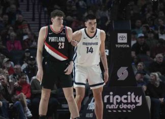 NBA Blazers Notebook: Clingan vs. Edey, Julius Randle Frustrations news-16112024-070013