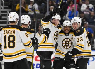 David Pastrnak Aims to Extend Dominance Over Blues news-16112024-220753