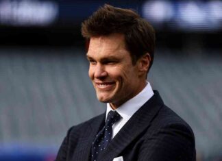 Tom Brady Attends NBA Game Before Thanksgiving Football Debut news-28112024-173309