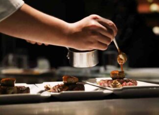 Controversy: D.C. Restaurant Server Fired for Refusing Service to Trump Officials controversy-dc-restaurant-server-fired-for-refusing-service-to-trump-officials