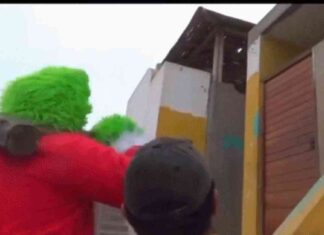 Grinch Police Officer Steals Christmas Spirit in Drug Bust – Latest News Update grinch-police-officer-steals-christmas-spirit-in-drug-bust-latest-news-update