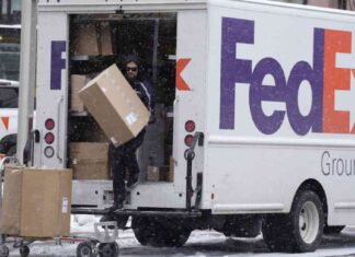 Record-Breaking Cyber Monday Expected for Online Shoppers news-03122024-041625