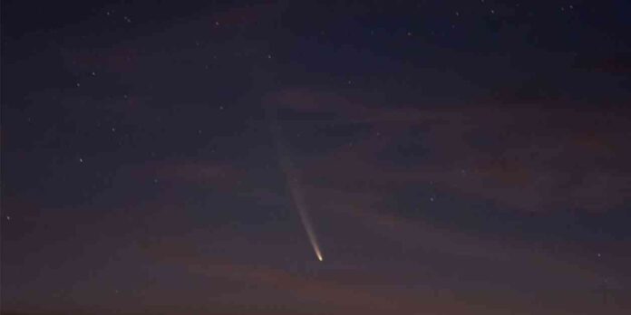 rare-comet-sighting-visible-from-earth-after-80000-years