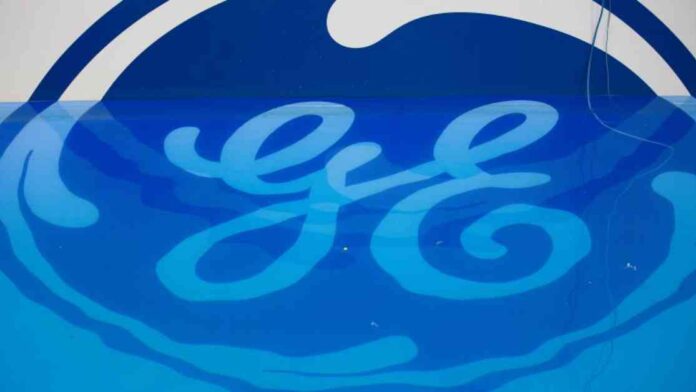 sp-downgrades-ge-and-ge-capitals-debt-amid-financial-struggles