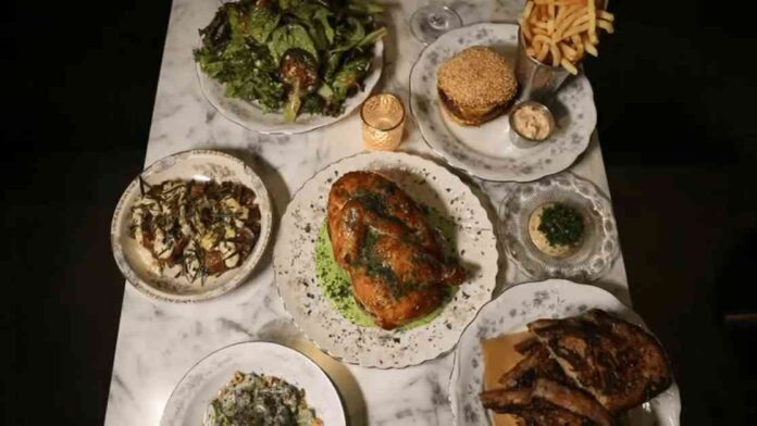 best-southern-food-at-olivers-in-the-south-loop