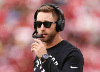 Caleb Williams Endorses Kliff Kingsbury as Potential Bears Head Coach caleb-williams-endorses-kliff-kingsbury-as-potential-bears-head-coach