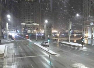 Chicago Snowfall Forecast: Expect Slick Roads for Morning Commute chicago-snowfall-forecast-expect-slick-roads-for-morning-commute