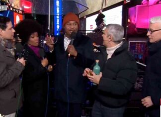 Comedian Roasts CNN Over Don Lemon Firing: New Year’s Eve Joke Sparks Controversy comedian-roasts-cnn-over-don-lemon-firing-new-years-eve-joke-sparks-controversy