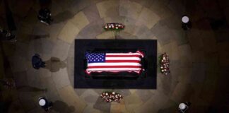 farewell-to-jimmy-carter-a-communitys-cold-quiet-vigil