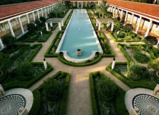 Fire at Getty Villa Museum grounds in Los Angeles under control, says LAFD fire-at-getty-villa-museum-grounds-in-los-angeles-under-control-says-lafd