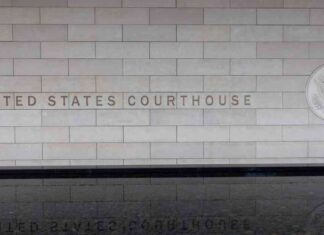 L.A. Deputy Accused of Committing Crimes for Crypto Mogul la-deputy-accused-of-committing-crimes-for-crypto-mogul