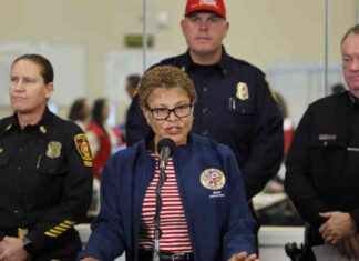 Mayor Karen Bass Attends Ghana Embassy Cocktail Party as Palisades Fire Erupts mayor-karen-bass-attends-ghana-embassy-cocktail-party-as-palisades-fire-erupts