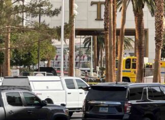 Increased CPD Patrols Outside Trump Tower Chicago Following Las Vegas Truck Explosion ncreased-cpd-patrols-outside-trump-tower-chicago-following-las-vegas-truck-explosion