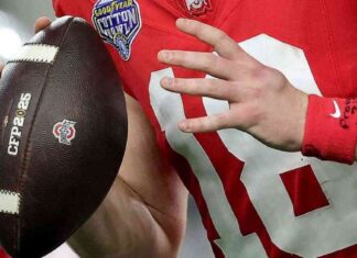 Ohio State Quarterback Will Howard’s Hand Injury Sparks Social Media Concerns ohio-state-quarterback-will-howards-hand-njury-sparks-social-media-concerns