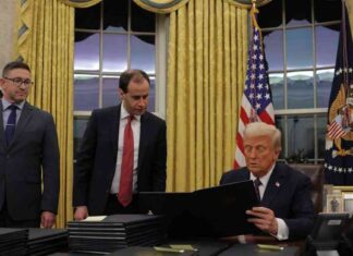 Revoked Security Clearances: Trump Targets 51 National Security Officials revoked-security-clearances-trump-targets-51-national-security-officials