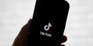 tiktok-threatens-shutdown-on-sunday-without-definitive-assurances