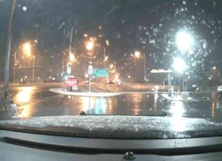 Track Snow Showers with Chicago Weather Radar: Northern Illinois Snowfall Updates track-snow-showers-with-chicago-weather-radar-northern-llinois-snowfall-updates