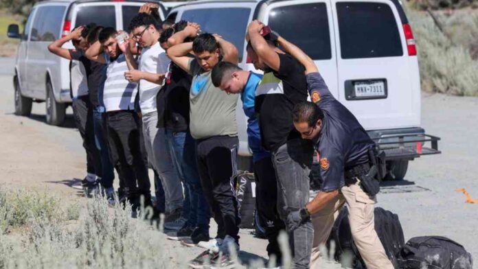 trumps-immigration-plan-troops-and-state-of-emergency-for-combat