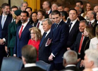 Understanding Trump’s Family Circle: Who Stands Next to Barron Trump? understanding-trumps-family-circle-who-stands-next-to-barron-trump