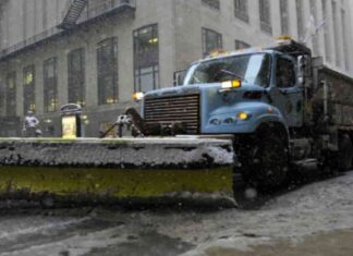Winter Storm Warning: Chicago Braces for Ice and Snow from Southern U.S. winter-storm-warning-chicago-braces-for-ce-and-snow-from-southern-us