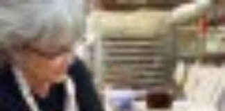 california-court-rules-against-baker-in-same-sex-wedding-cake-dispute