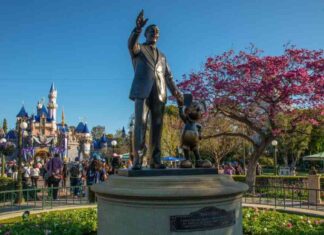 Class-Action Lawsuit Against Disneyland Over New Disability Passes class-action-lawsuit-against-disneyland-over-new-disability-passes