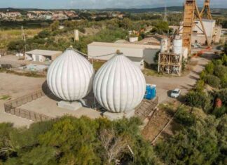 Innovative balloon water tanks for L.A. fire prevention nnovative-balloon-water-tanks-for-la-fire-prevention