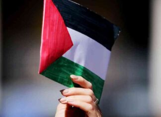 Vandalism at UC Regent Jay Sures’ Brentwood Residence vandalism-at-uc-regent-jay-sures-brentwood-residence