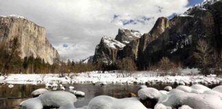 yosemite-reservations-system-paused-for-trump-blessing-book-firefall