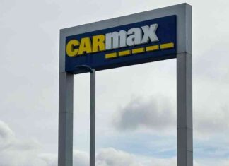 Angry Customer Injures Eight at Inglewood Car Dealership angry-customer-njures-eight-at-nglewood-car-dealership