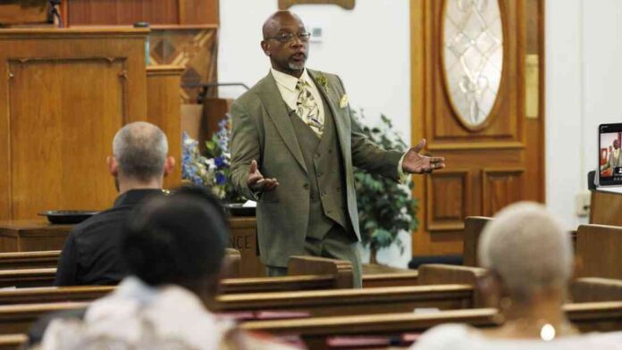 churchgoers-in-altadena-discover-faith-through-community-service