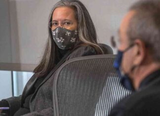 LAPD Chief Removes Lawyer Disclosing Officer Photos: Union Dispute lapd-chief-removes-lawyer-disclosing-officer-photos-union-dispute